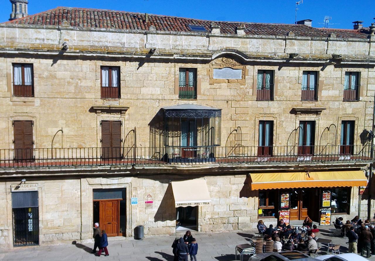 Apartamento Palacio Antigua Audiencia Ciudad-Rodrigo المظهر الخارجي الصورة
